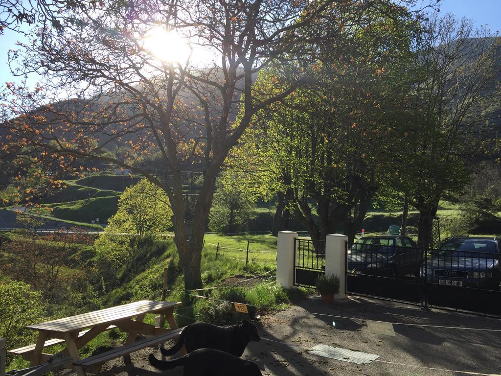 Auberge Du Col De Brouis 브레이유쉬르로야 외부 사진